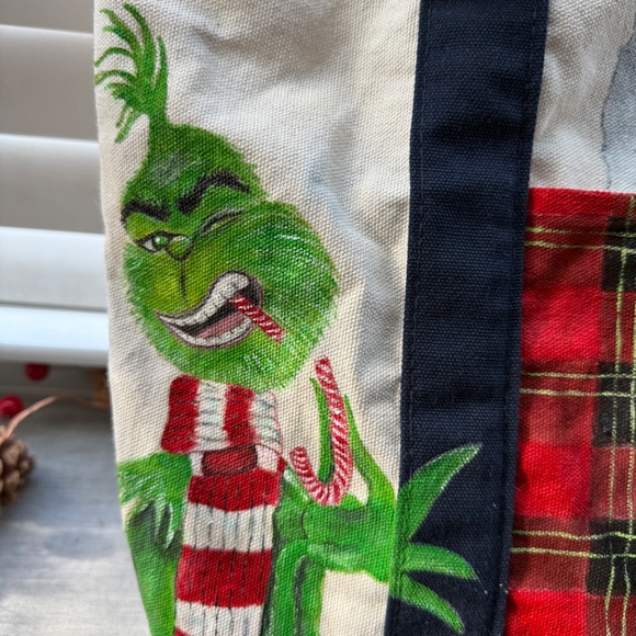 Trader Joe’s Hand Painted Grinch Large Tote - Picture 11 of 12